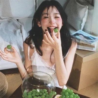 莫斯科来的香烟女孩